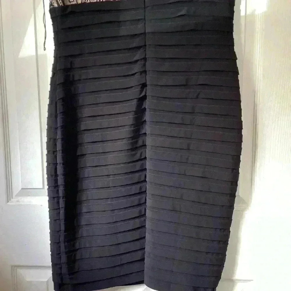 dress Barn Collection Black Back Zip Layered Lace V-Neck Sleeveless Midi Dress16 - Picture 3 of 14